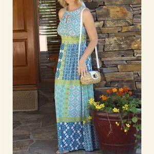 Elegant Blue & Green Maxi Dress